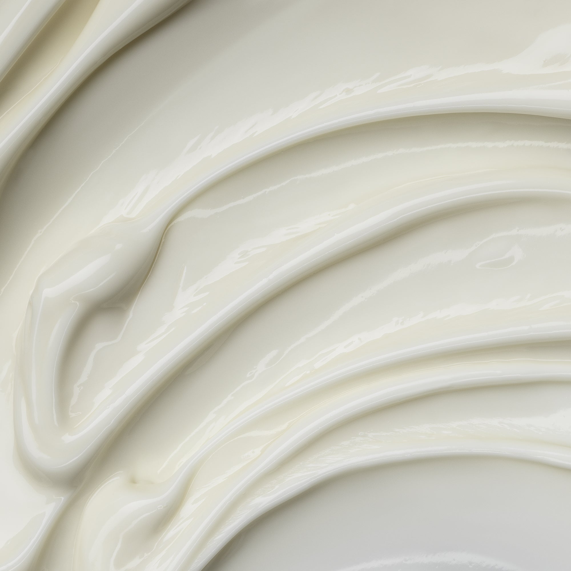 neals-yard-remedies-Rejuvenating-Frankincense-Refining-Cleanser-25ml