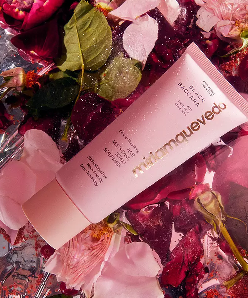 BLACK BACCARA CELLULAR BREATHING HAIR MULTIPLYING SCRUB SCALP MASK